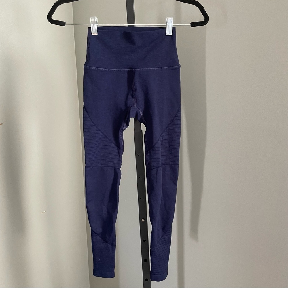 Alphalete R6 Revival Leggings Blue Size XS